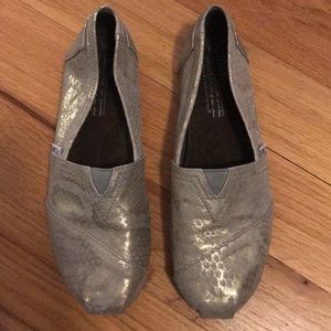 Metallic snakeskin Toms